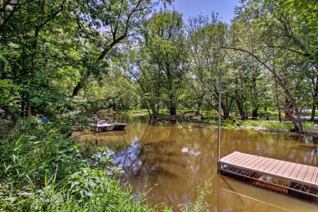 Riversong Waterfront La Crosse Home With Dock Kültér fotó